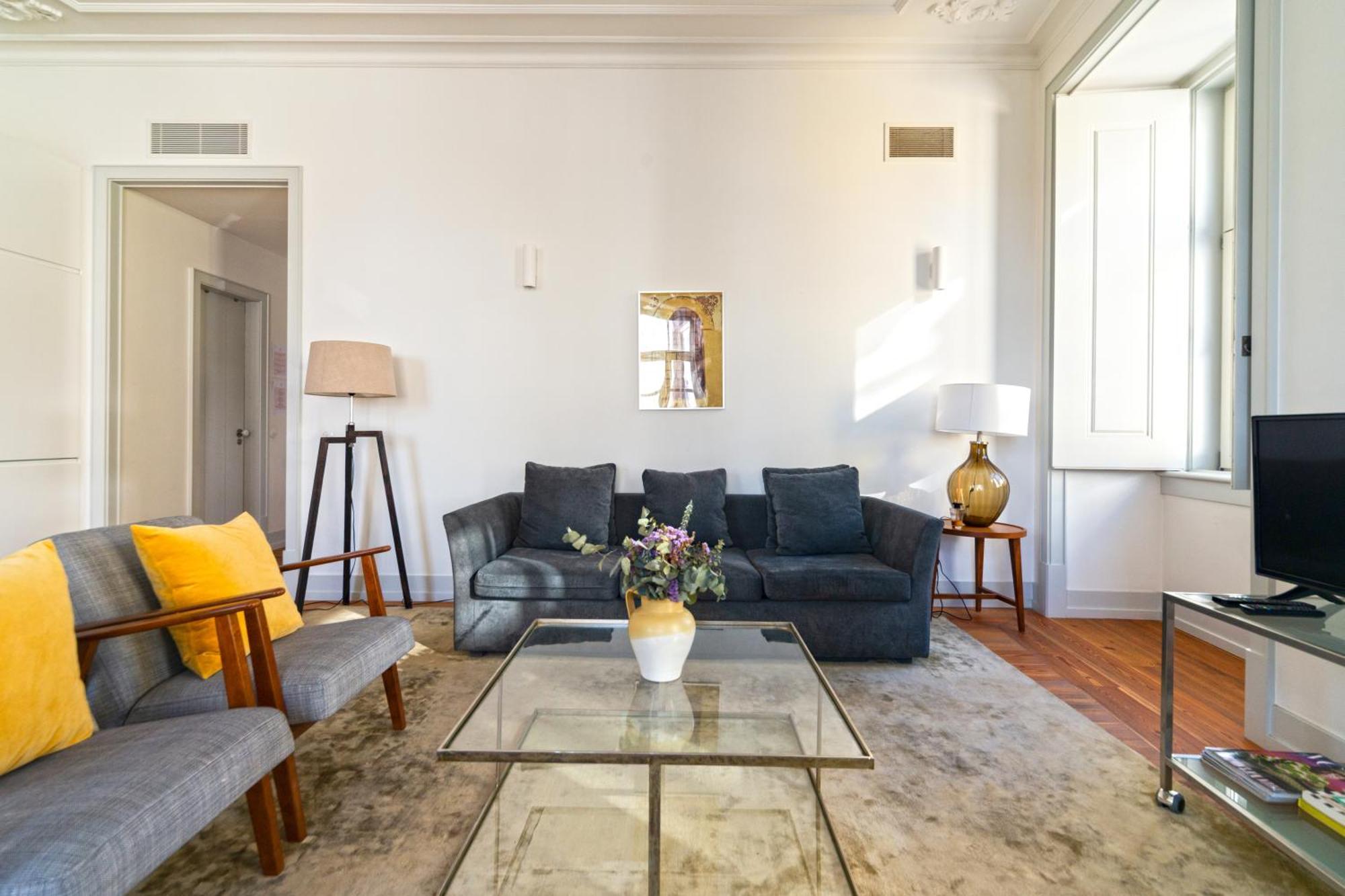 Bacalhoeiros 99 - Beautiful And Bright @ Baixa, Chiado Appartement Lissabon